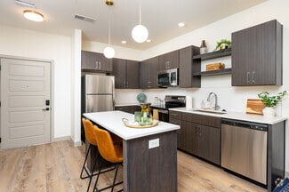 2136 Central Ave, Indianapolis, IN 46202