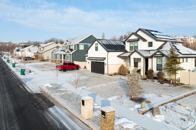 Newer homes in Bluffdale tend to sit close together.