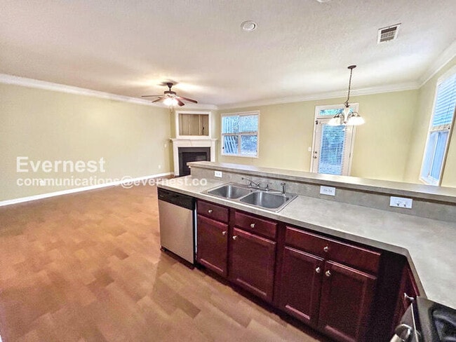 7073 Blairs View Dr, Austell, GA 30168 - photo 3