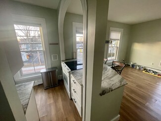 342 Islington St Unit 3, Portsmouth, NH 03801