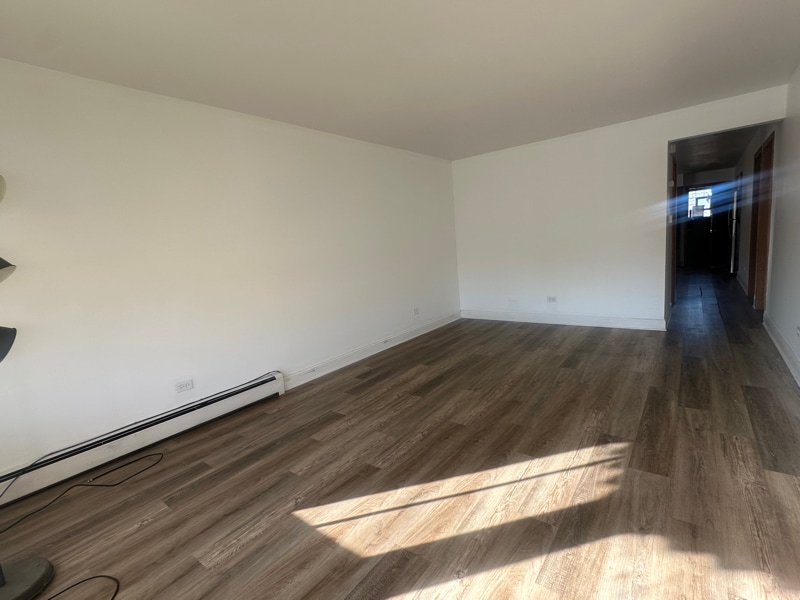 5948 W 79th St unit 2, Burbank, IL 60459 - photo 1