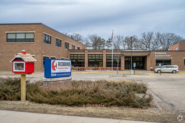 Robbins Elementary School is one of the top rated schools in Eau Claire County according to Niche.