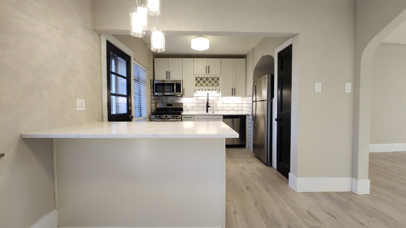 7507 Oxford Dr unit 3rd floor, Saint Louis, MO 63105 - photo 1