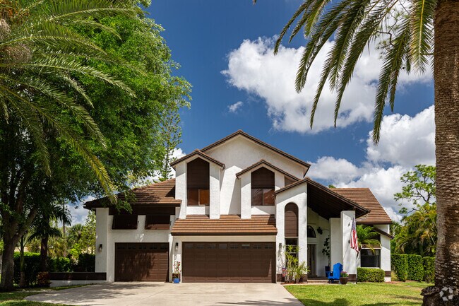 Homes in Imperial Golf Estates are offered in a variety of styles, from traditional to mid-century.