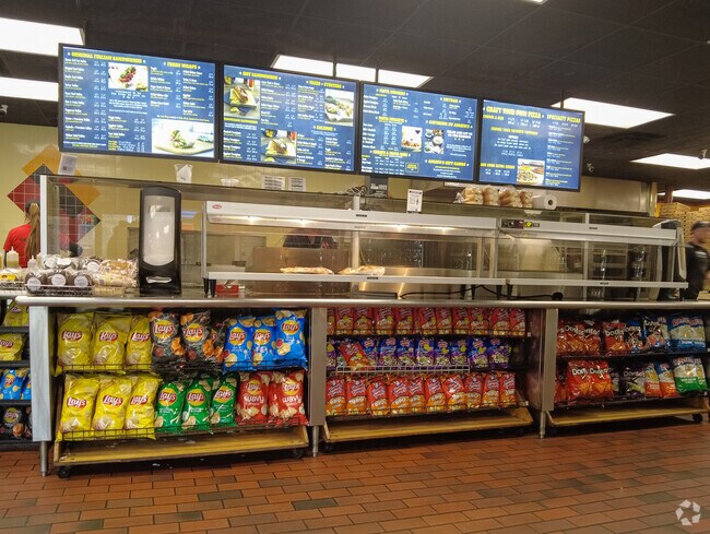 Grab a delicious lunch at Amato's near Stanwood Park.