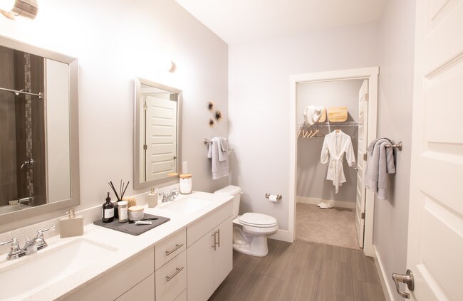 511 Meeting, Charleston, SC 29403 - photo 7