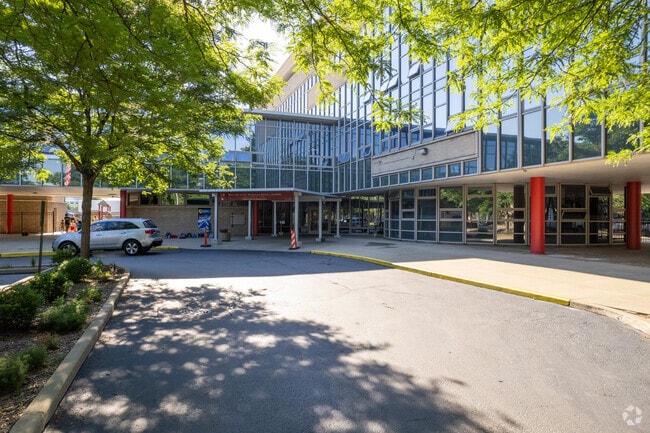Wicker Park's St Stanislaus Kostka Academy serves students in PK - 8th grade.
