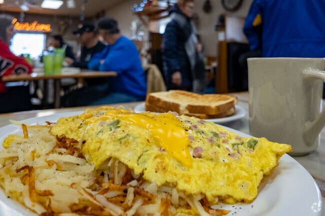 A local favorite in New Hampton,, Klunder's Kafe, is great place to find homestyle cooking and a good cup of coffee.