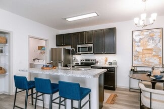 2581 Walcutt Rd, Hilliard, OH 43026
