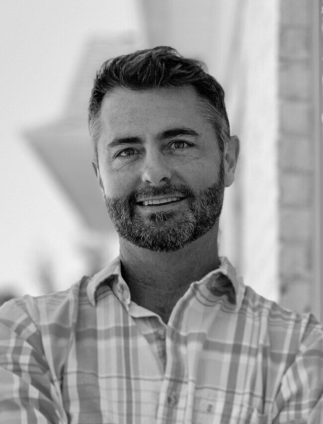 Jason Hinds