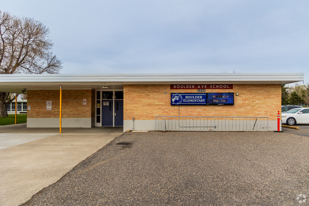Boulder School provides excellent education for students in Montana.