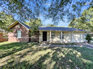 6175 Forestgate Rd, Horn Lake, MS 38637