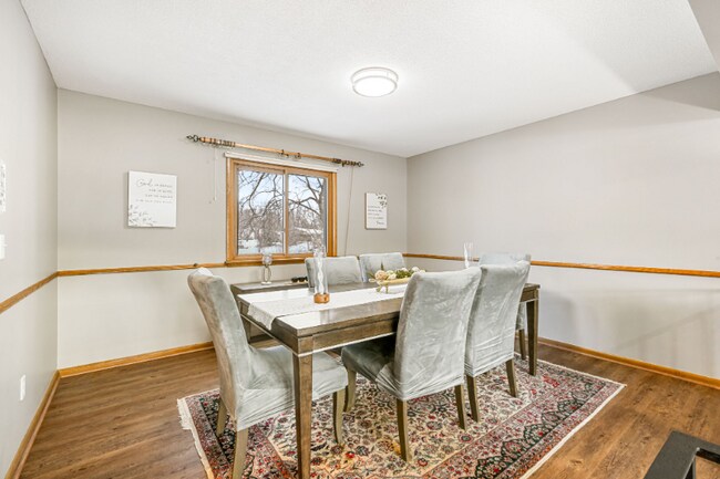 7450 Duluth St, Golden Valley, MN 55427 - photo 4