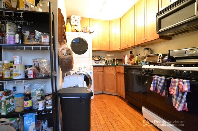 62 Ridgemont St unit 2, Allston, MA 02134 - photo 4