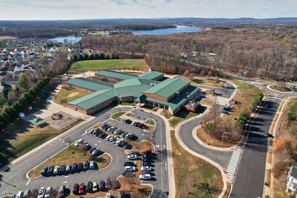 Glenkirk Elementary School is within the Prince William County school system.