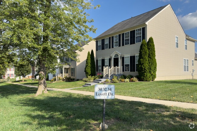 Several planned communities in Lovettsville offer modern homes with sidewalks, parks and trails.