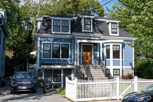 Davis Square has modern-style homes with chique details.