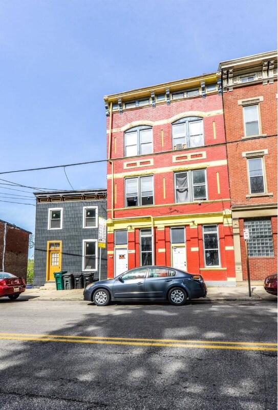 2467 W McMicken Ave Unit 1, Cincinnati, OH 45214