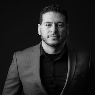 Agent Photo