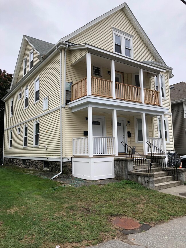 15 Banks St Unit 1, Waltham, MA 02451