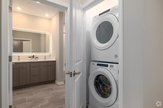 2BR, 2BA - 1,208SF - In-Unit Laundry