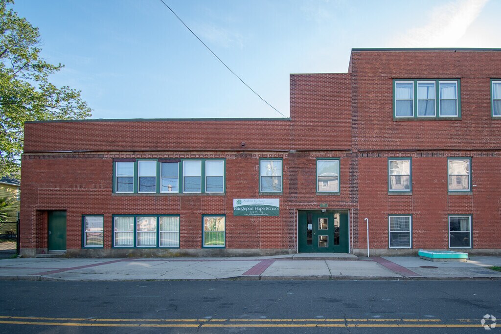 Front entrance of Bridgeport Hope School in the South End neighborhood.