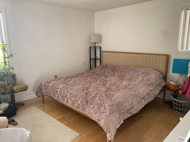 100 E Meadow Rd unit 4, Lowell, MA 01854 - photo 6