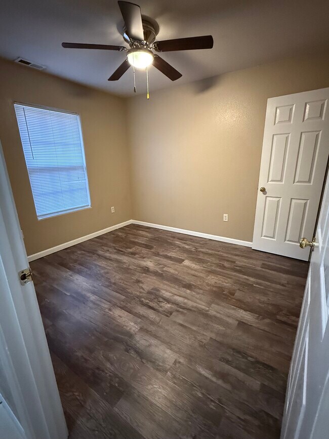 59 Deer Valley Ct unit 59, Sunrise Beach, MO 65079 - photo 6