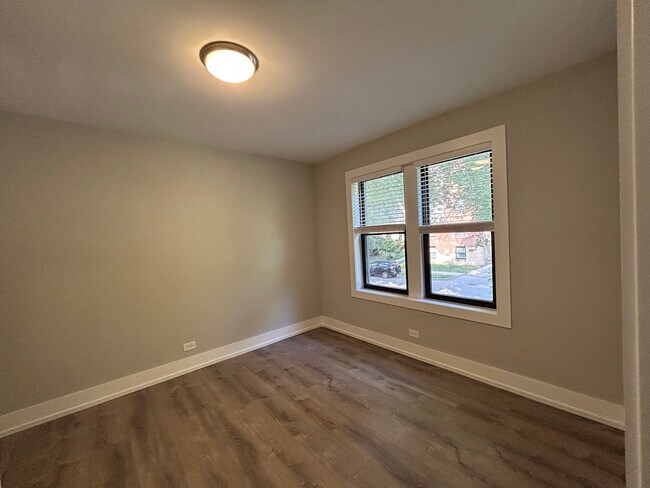 1128 Maple Ave unit 3B, Evanston, IL 60202 - photo 7