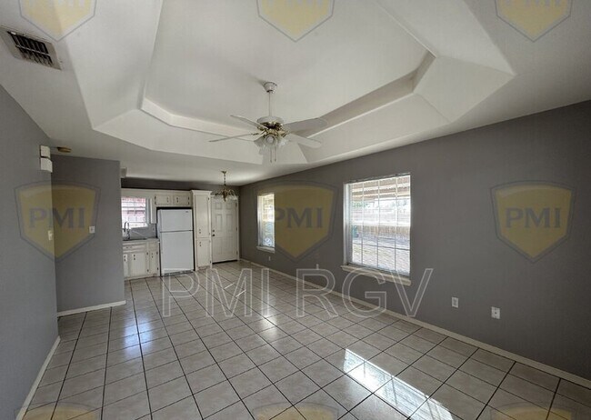 2205 N Erica St unit 4, Pharr, TX 78577 - photo 2