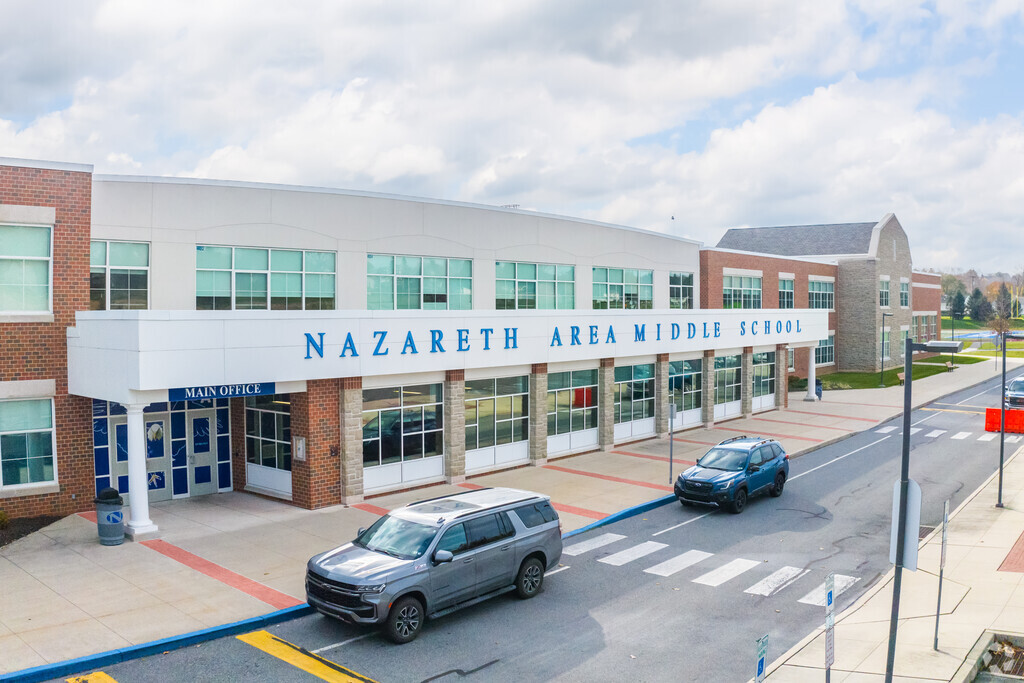 Nazareth Area Middle School serves 798 students.