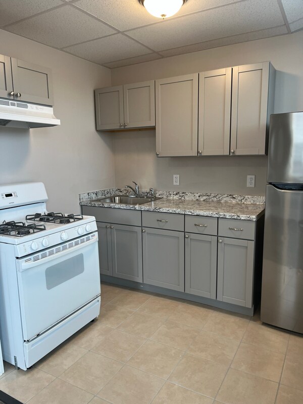 78 Lafayette Square unit 6, Haverhill, MA 01832 - photo 2