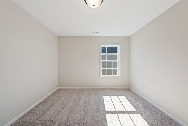 106 Beaver Creek Way, Lagrange, GA 30241 - photo 2