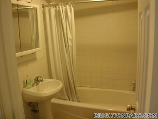 35 Cummings Rd Unit b, Boston, MA 02135