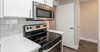 5008 E Thomas Rd, Phoenix, AZ 85018