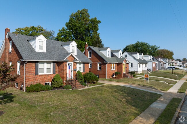 Bungalows with a cape-cod flare are a common architectural style in Paulsboro.