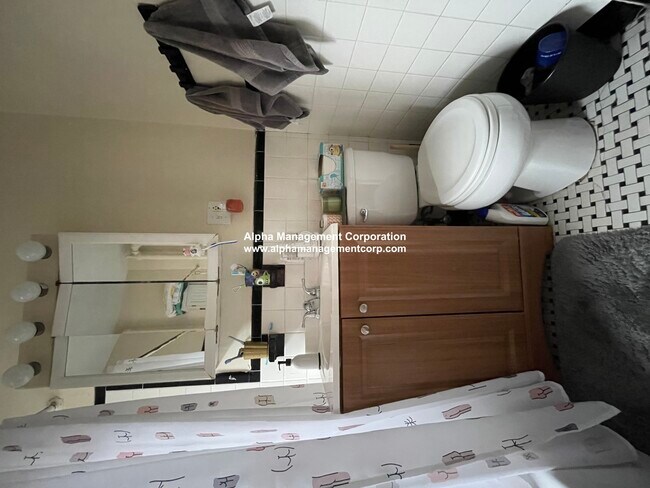 187 Winthrop Rd unit 208-37, Brookline, MA 02445 - photo 5