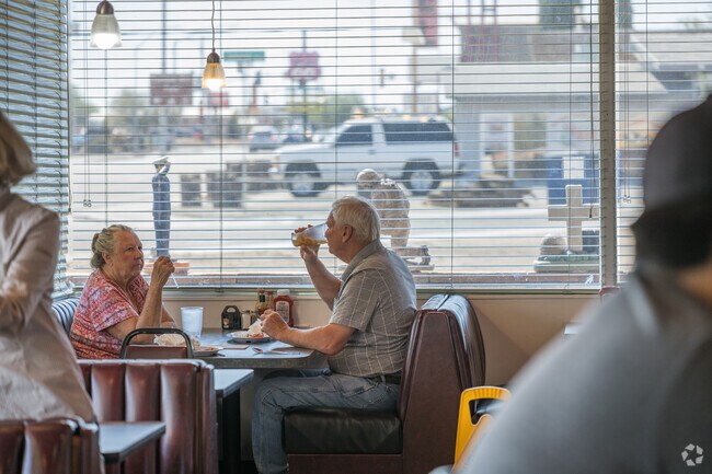 Rutherfords 66 Family Diner serves American classics in a petite, unassuming setting in Kingman.