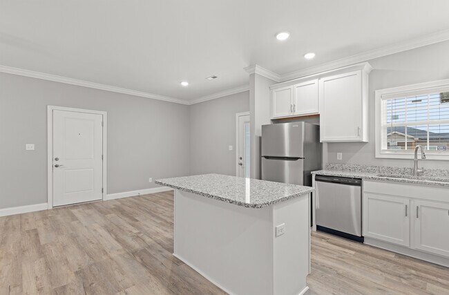 2BR, 2BA - 980 SF - Upstairs Kitchen