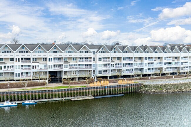 Minutes from Woods Pond is the Long Island Sound where you can find waterside condos.