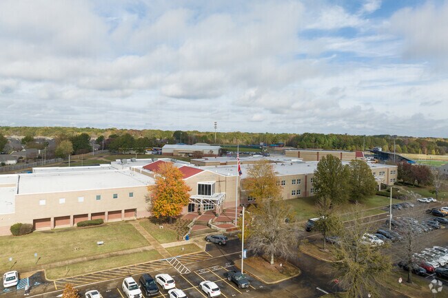 Madison Central High School is a highly rated, public school located in Madison, Ms.