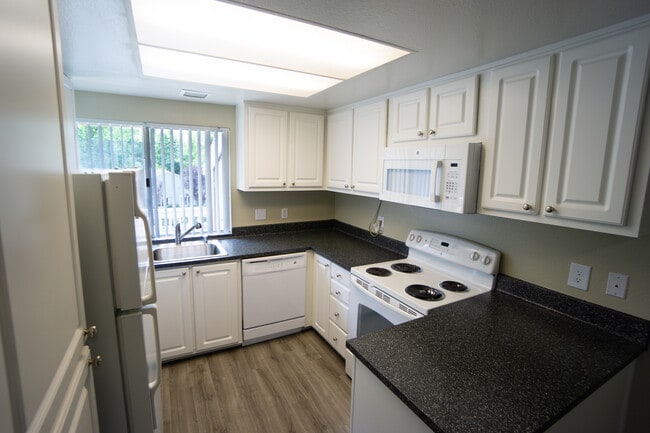 Crosswood Park, Citrus Heights, CA 95621 - photo 2