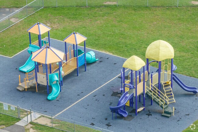 Columbus Ave school has a student-teacher ratio of 13 to 1.