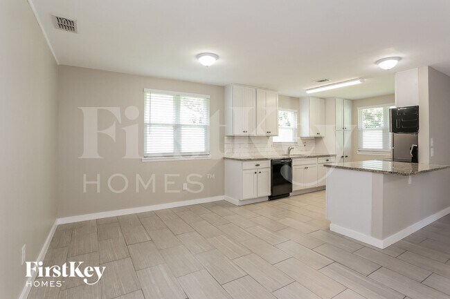 1047 Cove Landing Dr, Atlantic Beach, FL 32233 - photo 5