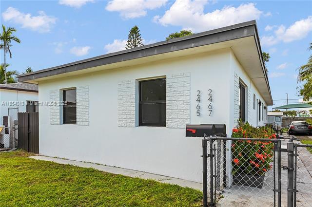 2465 NW 35th St, Miami, FL 33142 - photo 4