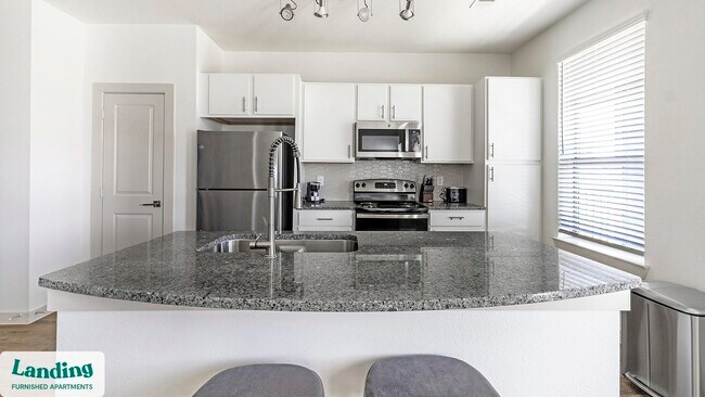 19240 Stokes Rd unit 19-218, Waller, TX 77484 - photo 6