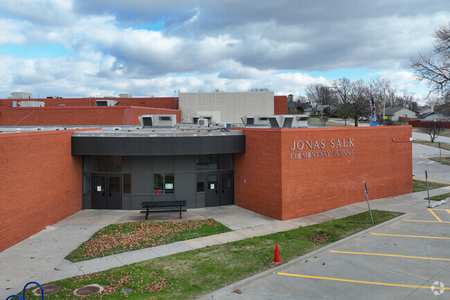 Salk Elementary School serves students in grades Pre-K through 5th.