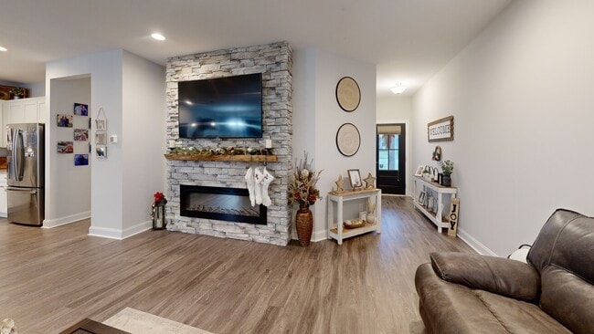 6297 Raven Rock Dr, Denver, NC 28037 - photo 2