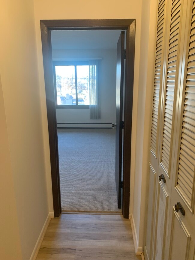 1640 Highway 36 W unit 349, Roseville, MN 55113 - photo 7