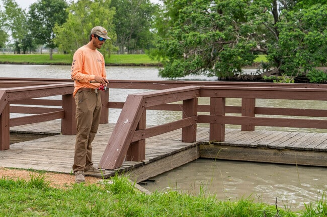 Resoft Park has a fishing pier for Alvin residents.